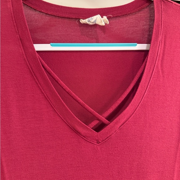 White Crow Sleek Crossroads T-Shirt - Merlot - Picture 6 of 8